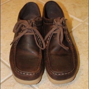CLARKS BROWN WEDGE SLIP-ON